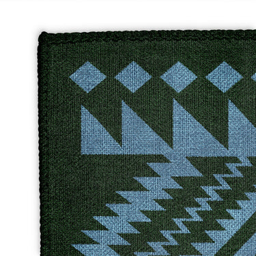Reyno Columbia & Forest Mockup Square Detail