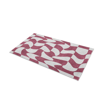 Twyla Checkered Fuscia in 21" x 34" Size