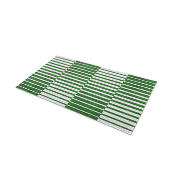 Spectra Green in 21" x 34" Size