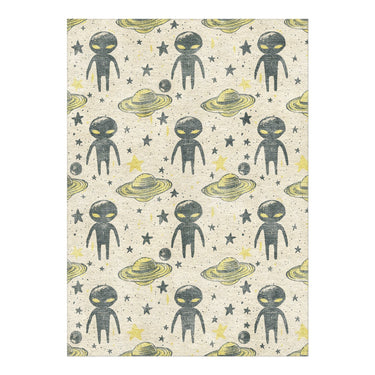 Space Aliens in 5' x 7' Size