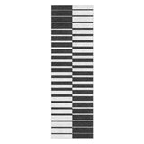 Spectra Black & White in 2.5' x 8' Runner Size