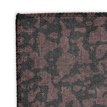 Compo Mauve Mockup Square Detail